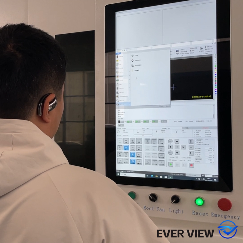 PERNAH LIHAT generasi baharu mesin pemotong laser pintar masuk dalam talian, meningkatkan keupayaan pemantauan jauh untuk keserasian Industri 4.0.