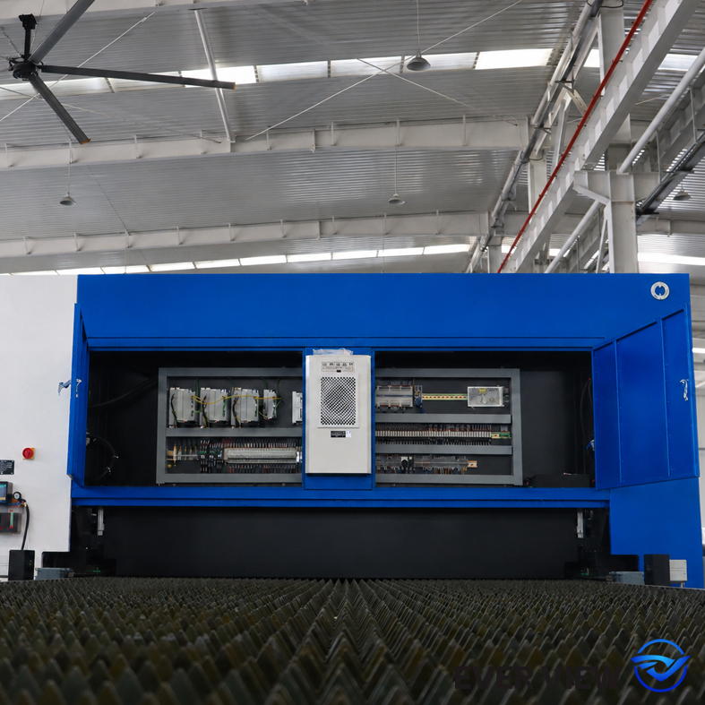 EVER VIEW menaik taraf sistem suapan mesin pemotong laser meningkatkan lagi kecekapan pemprosesan automatik