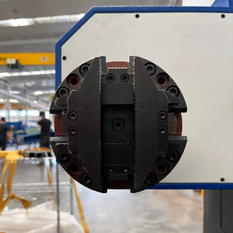 Semi-automatic Minimal Tail Fiber Laser Pipe Cutter